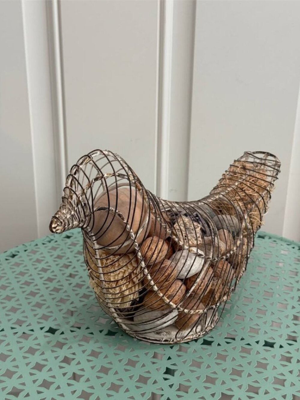 Vintage Farmhouse Wire Chicken Basket w/Natural Fillers